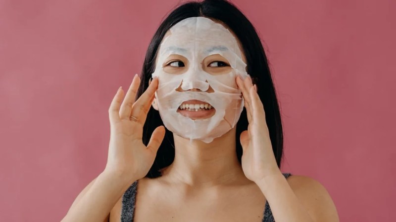 Rekomendasi Skincare Untuk Wajah Berminyak Dan Kusam