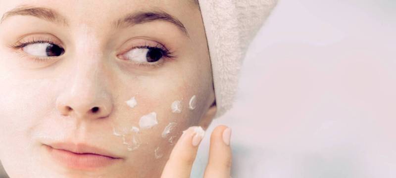 Urutan Pemakaian Skincare Pagi Yang Benar